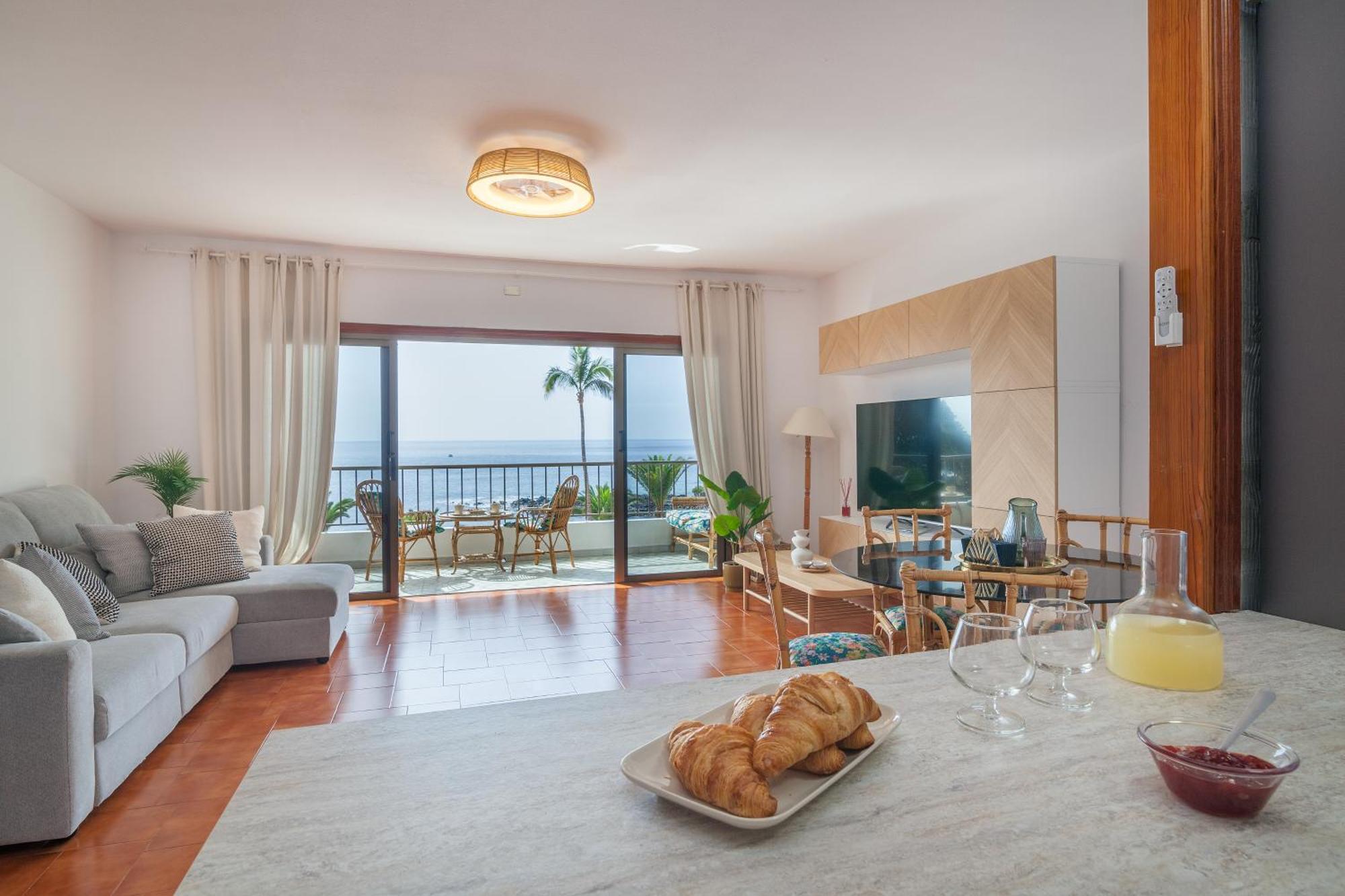 Ferienwohnung Casa De Franco - Ocean View, Terrace, Balcony, 50M From Playa La Arena, Fibre Net Puerto de Santiago  Exterior foto